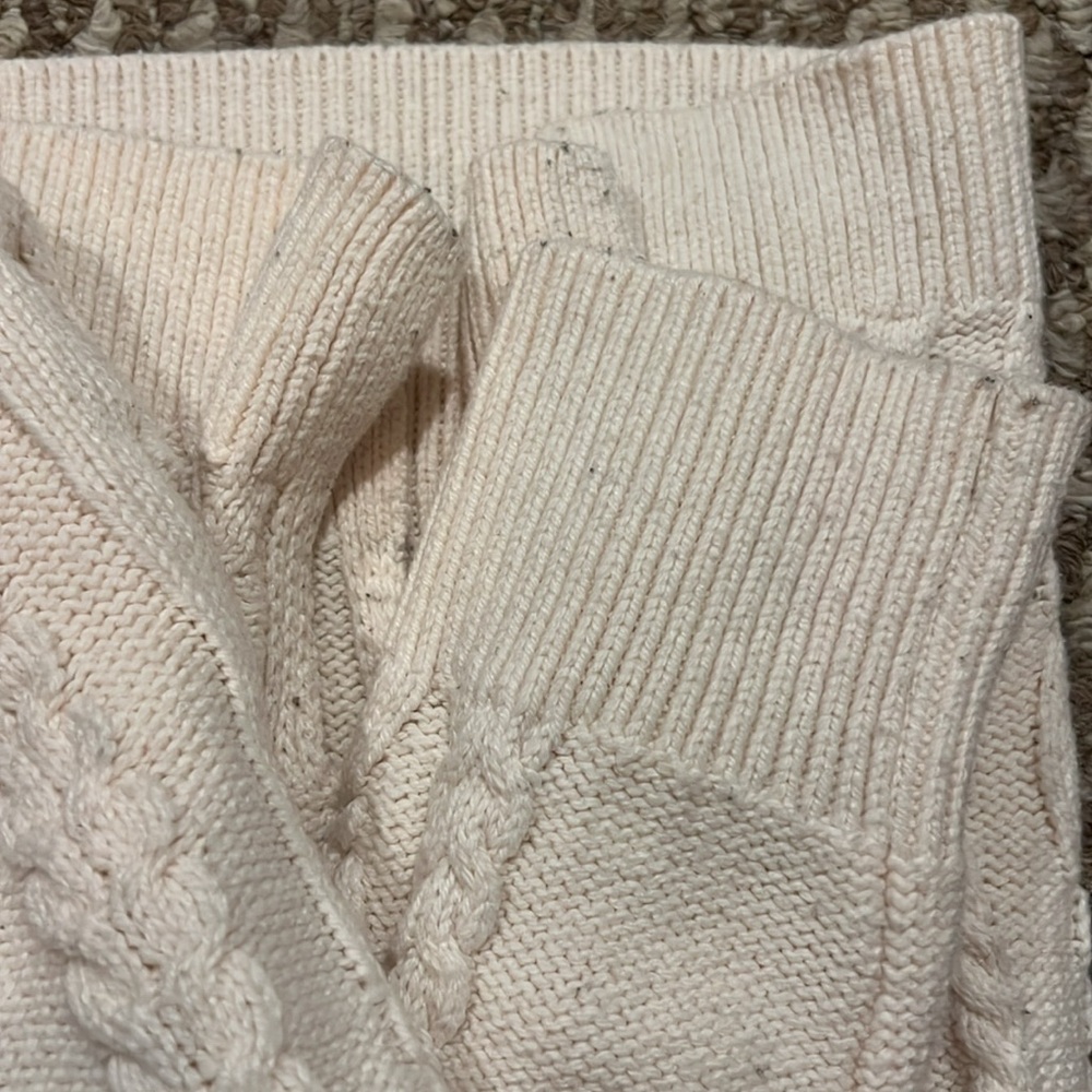 Loft Sweaters - Picture 4 of 6